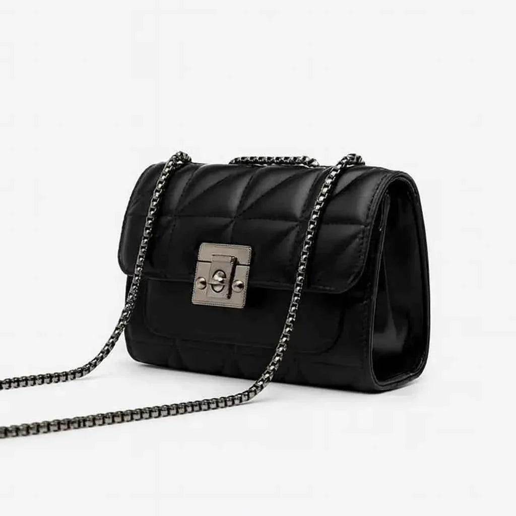 Quilted Black Crossbody Bag for Women in Pakistan